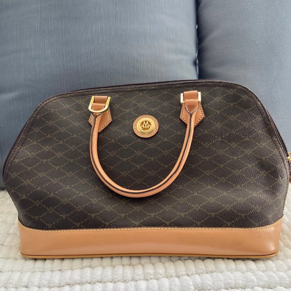 Misty Collection Monogram Purse - Picture 2 of 4